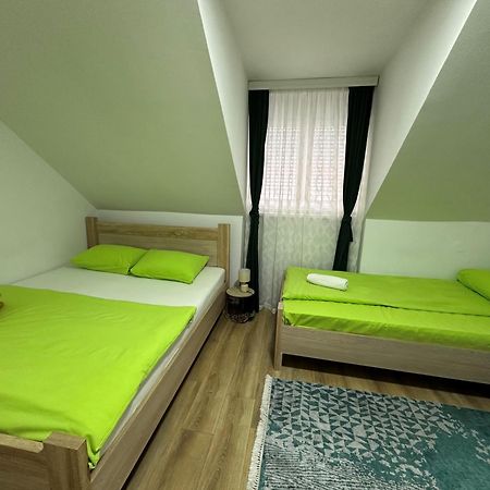 Apartman Vucinic 센틴제 외부 사진